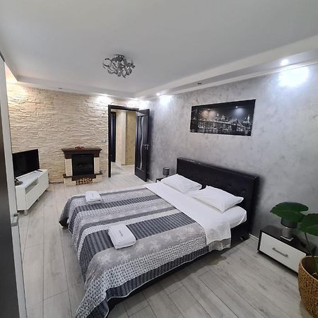 Residence Mery Făgăraş Exteriör bild